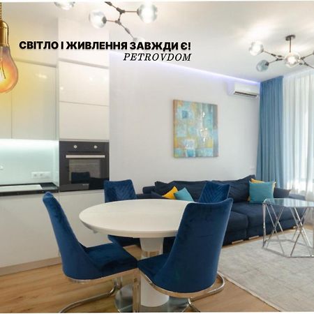 Petrovdom In Rc Tetris Hall เคียฟ ภายนอก รูปภาพ
