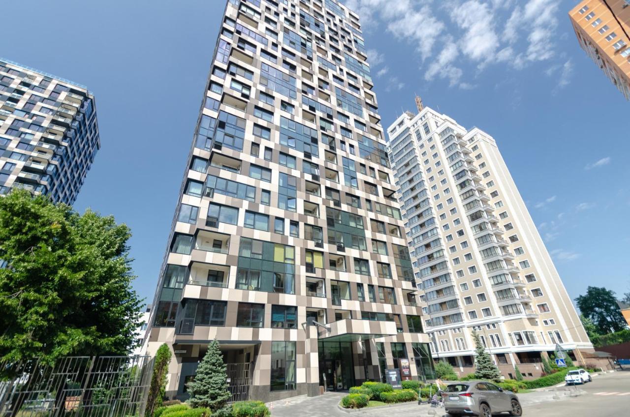 Petrovdom In Rc Tetris Hall เคียฟ ภายนอก รูปภาพ